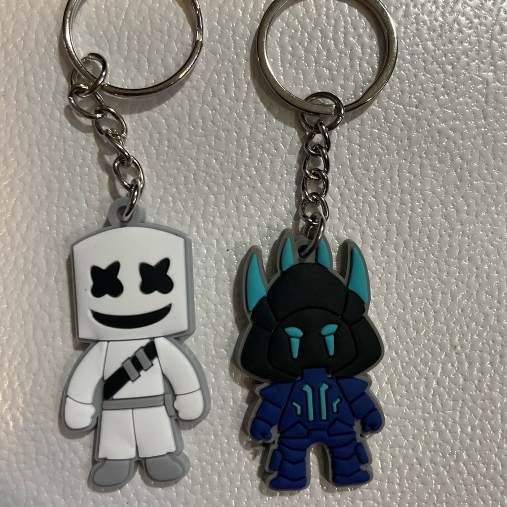 White and Black Cartoon Keychain Set